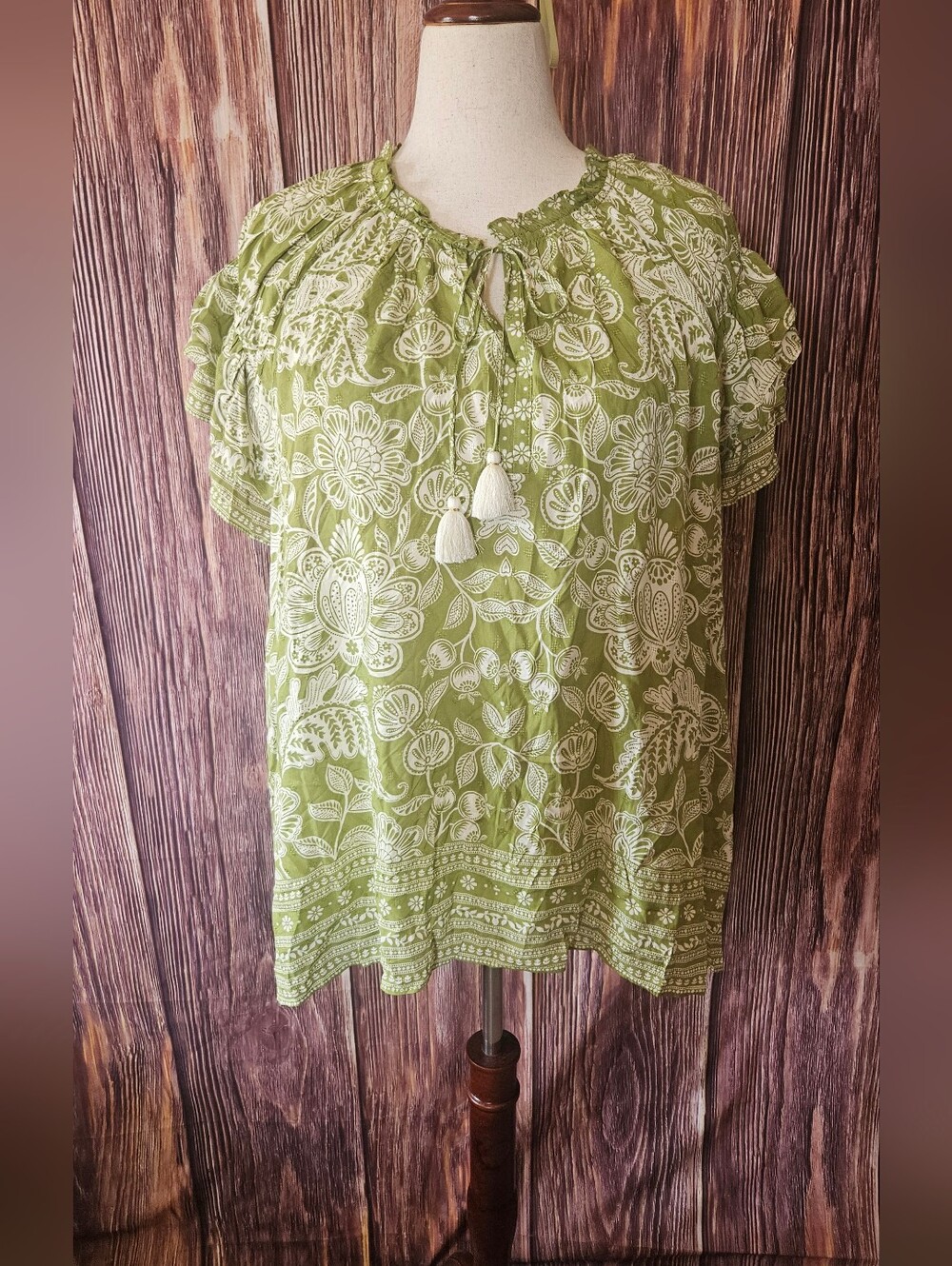 NWT Rose & Olive Ruffle Mixed Primt Top Plus Size 3X